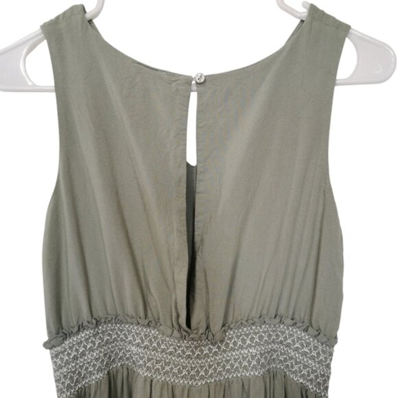 Japna Scoop Neck Sleeveless Tank Capri Jumpsuit in Sage Green - Sz XS - Picture 4 of 8